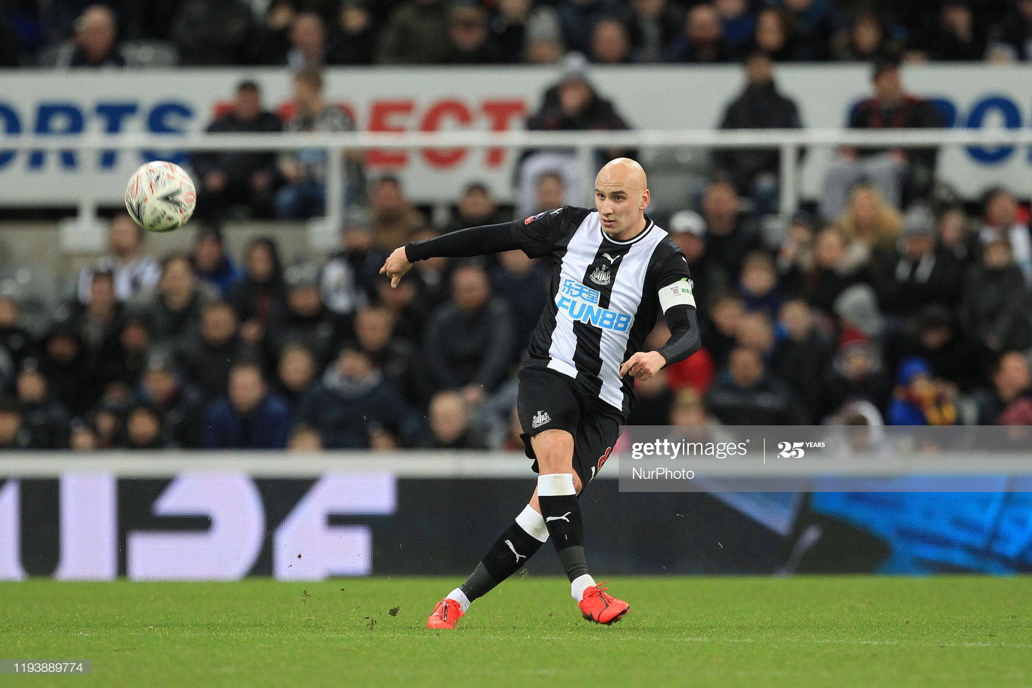 Jonjo Shelvey