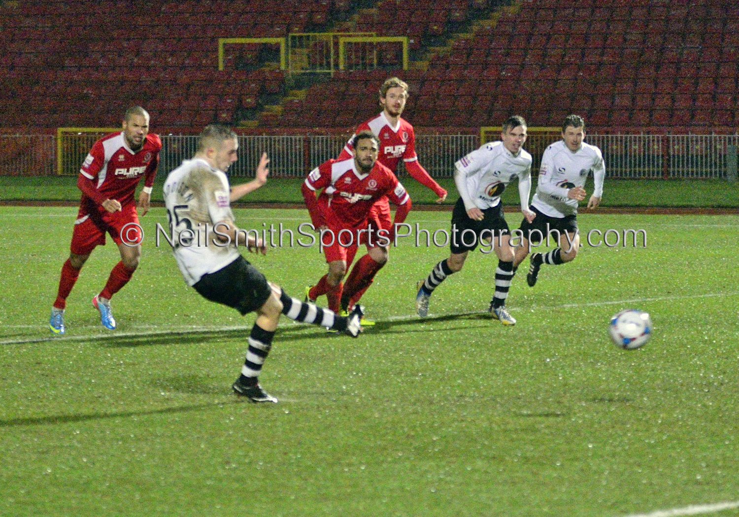 Marcus scores against Welling